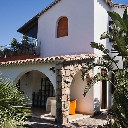 Los Flamingos Bed and Breakfast La Maddalena  Buitenkant foto