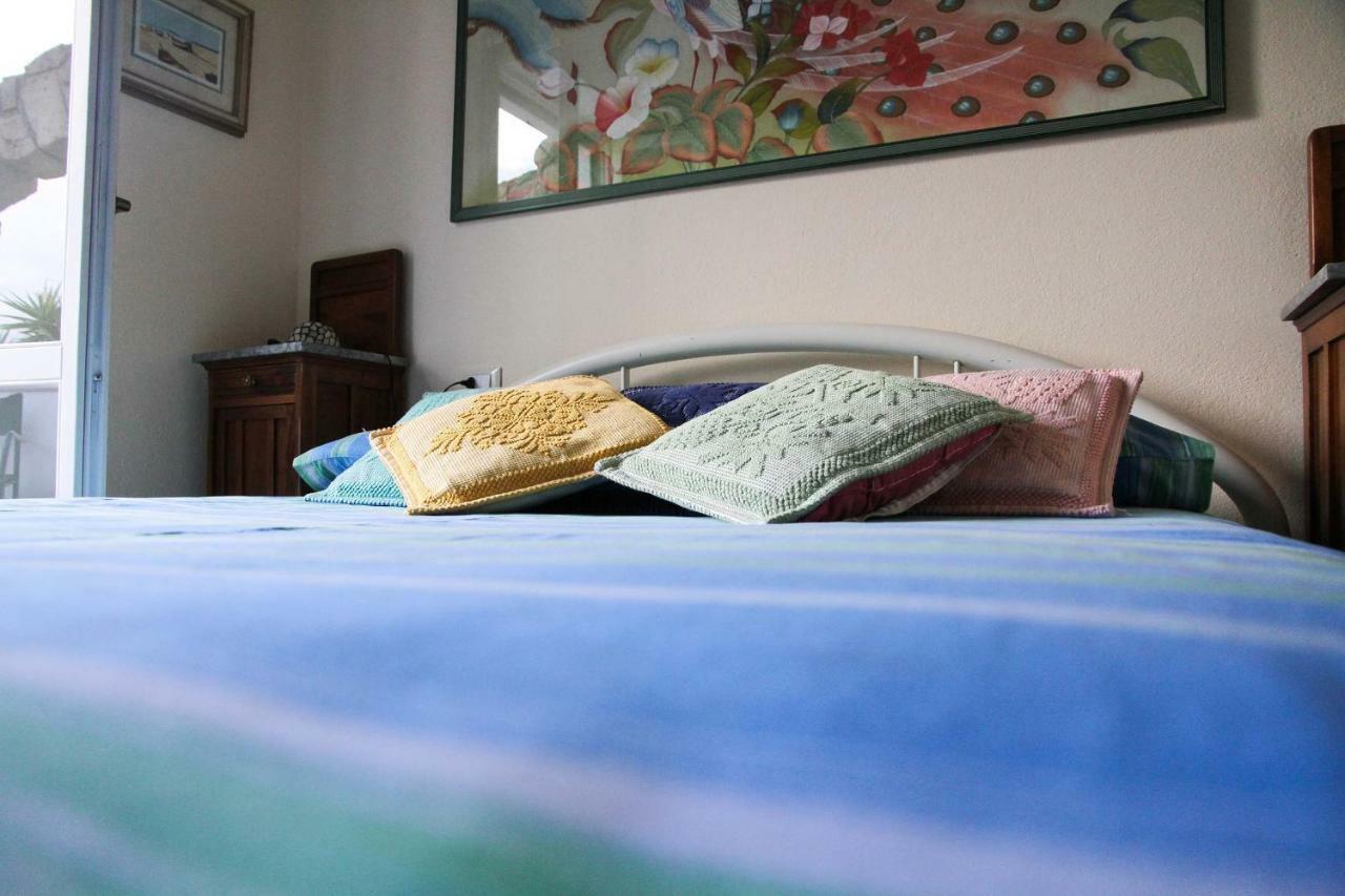 Los Flamingos Bed and Breakfast La Maddalena  Buitenkant foto